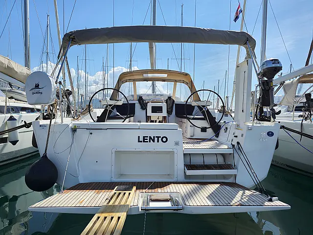 Dufour 430 Grand Large - Slika vanjska