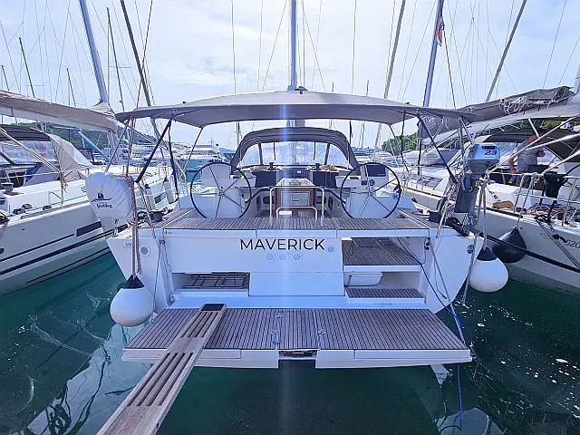 Dufour 520 Grand Large - Slika vanjska