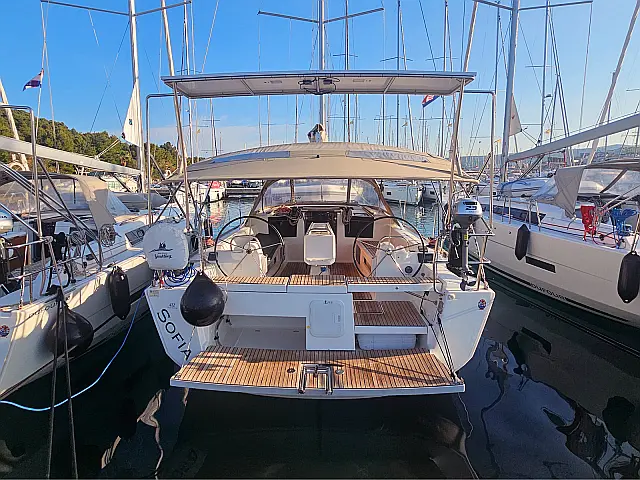 Dufour 412 Grand large - External image