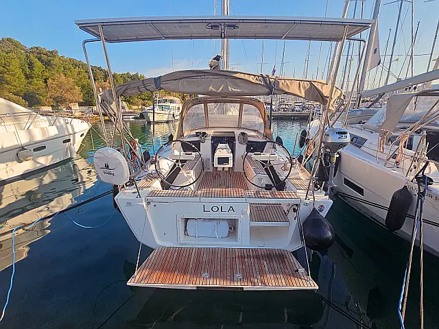 Dufour 360 Grand Large - Slika vanjska