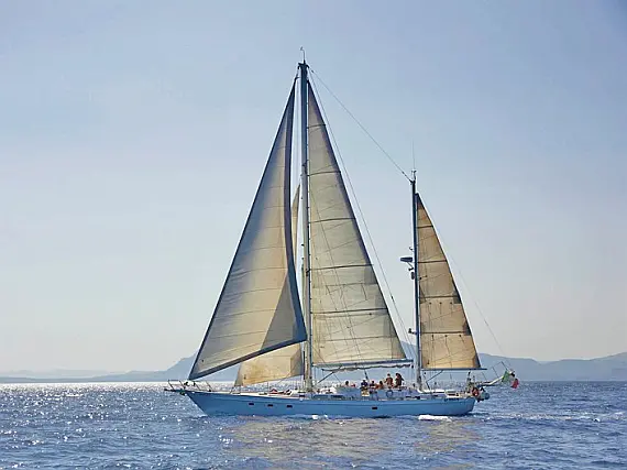 Ketch 65