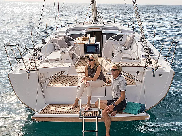 Hanse 418 - Slika vanjska