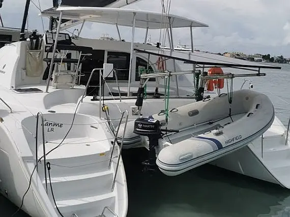 Lagoon 380 (4 cab.)